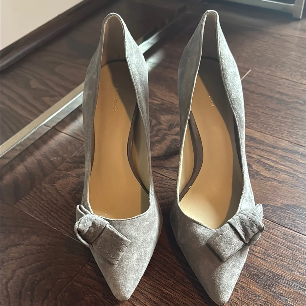 Ann Taylor | Elegant Gray Women's Heels - Picture 4 of 4